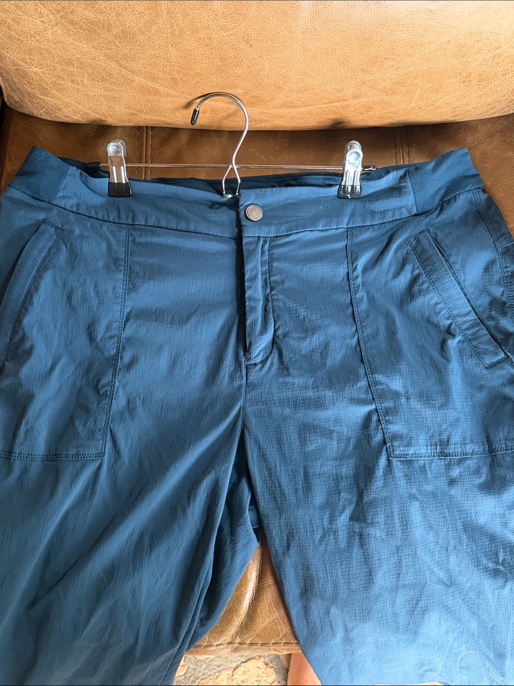Womans Athleta Casual Pants, size 16